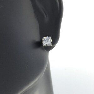 NWT Sterling Silver CZ stud earrings Square Cut